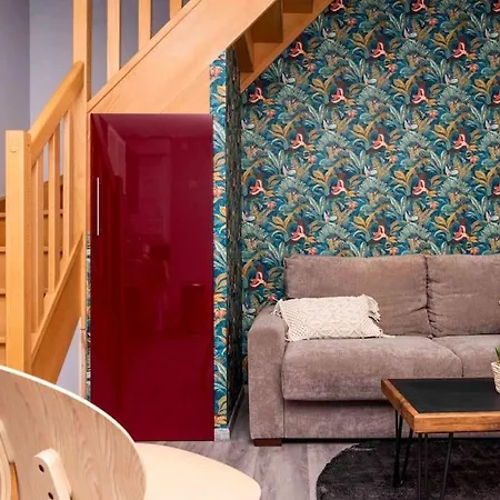 Triplex 5 Personnes Au Calme Кан